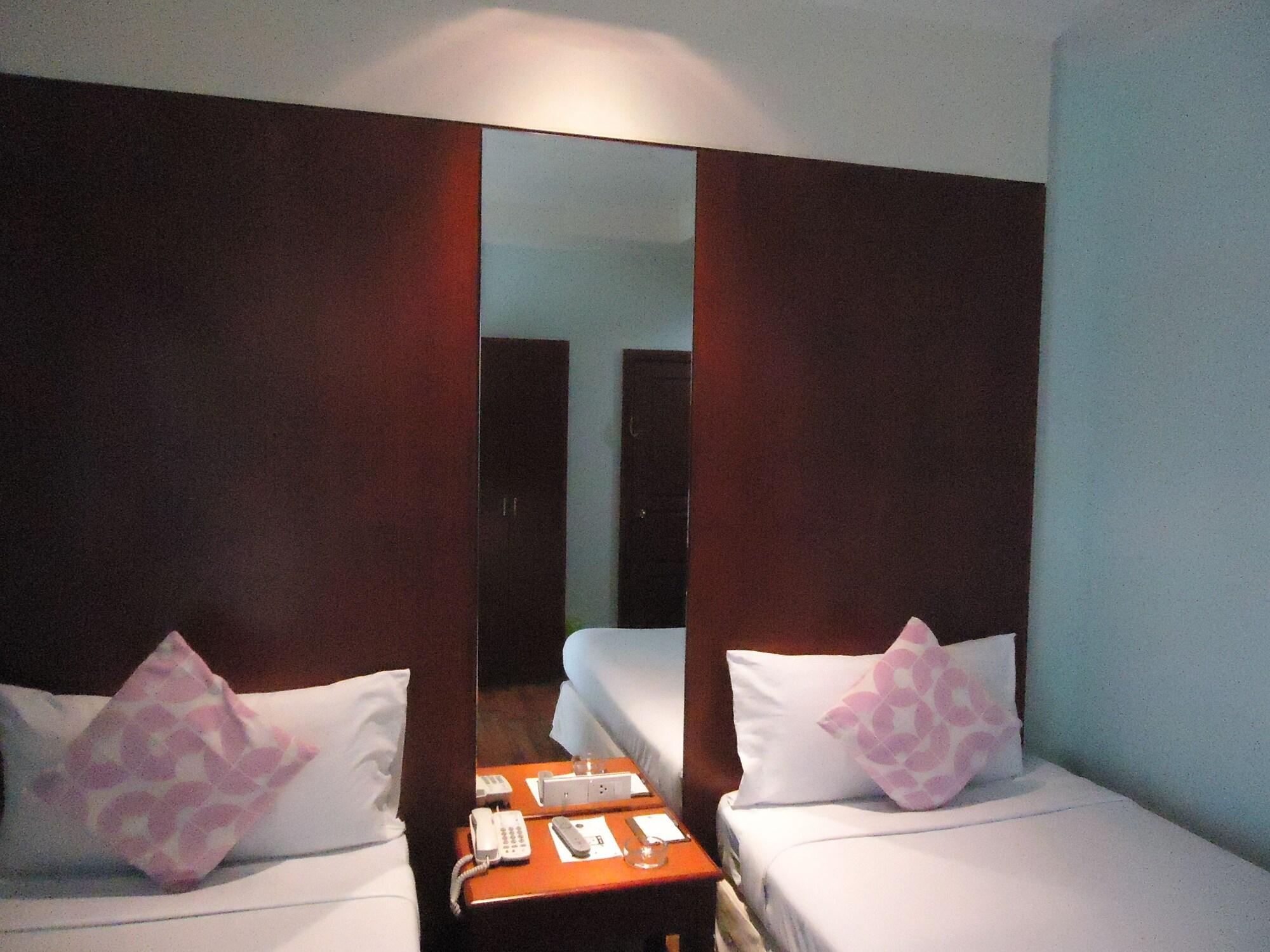 Hotel Calypzo Bangkok Exterior foto