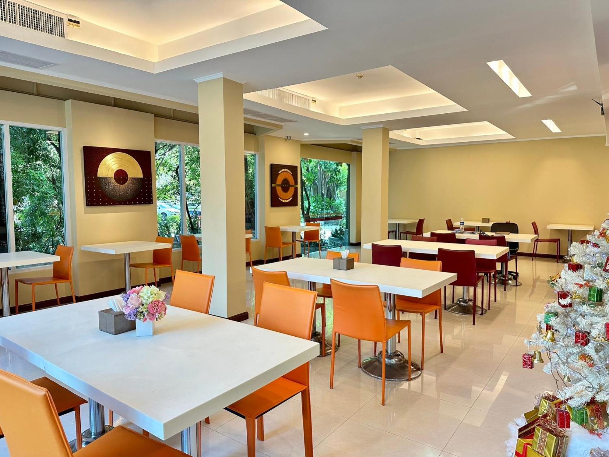 Hotel Calypzo Bangkok Exterior foto