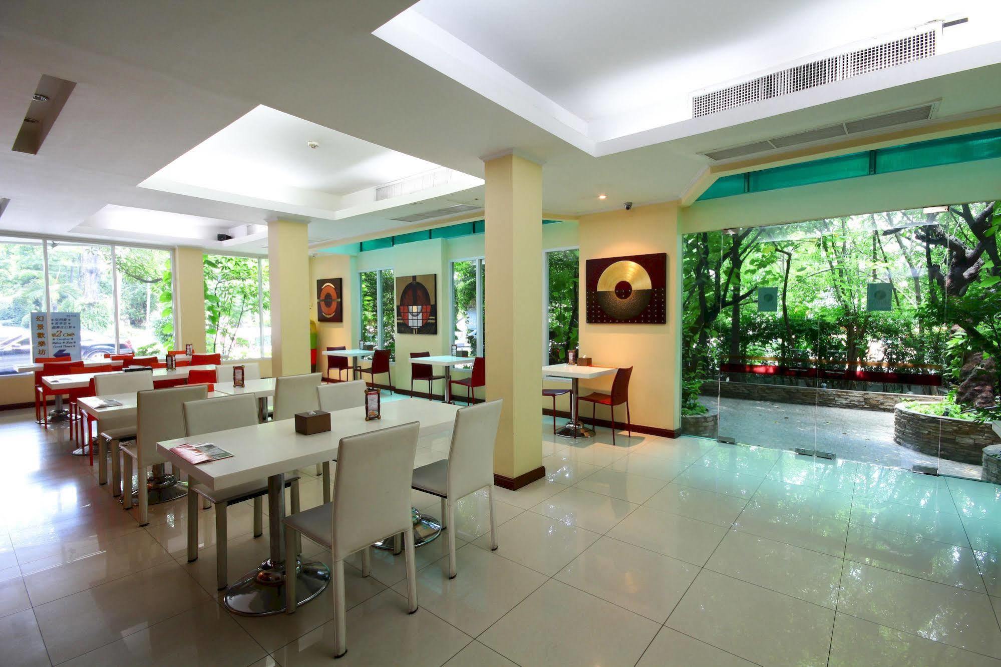 Hotel Calypzo Bangkok Exterior foto